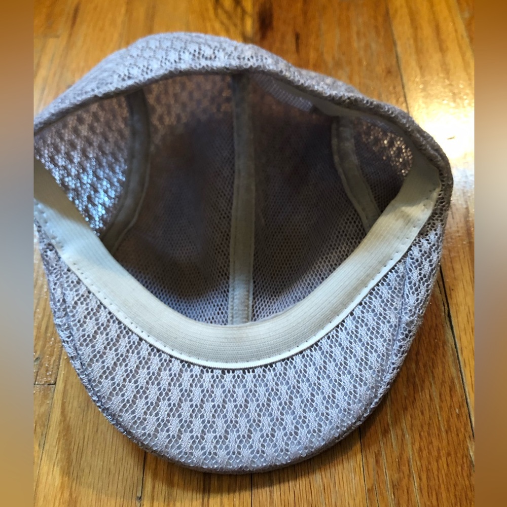 Newsboy cap - Picture 2 of 2